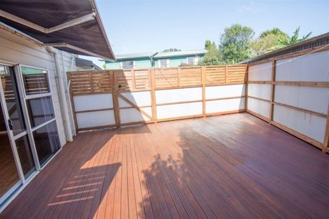 Photo of property in 132a Mcleod Road, Te Atatu South, Auckland, 0610