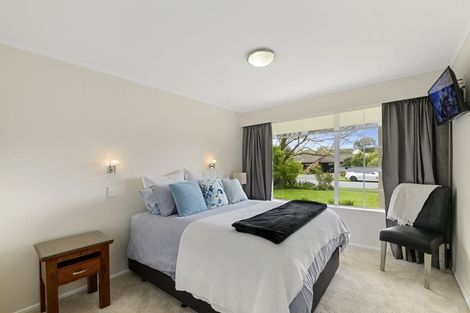Photo of property in 22 Awanui Drive, Waikanae, 5036