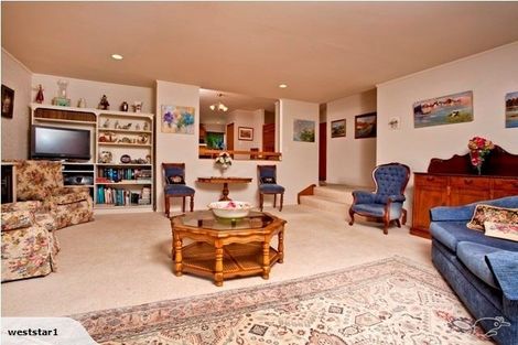 Photo of property in 31 Kenmure Avenue, Forrest Hill, Auckland, 0620