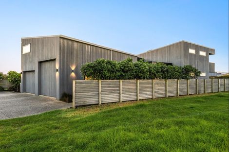 Photo of property in 33 Kokopu Street, Omaha, 0986