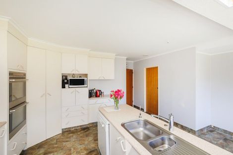 Photo of property in 29 Herbert Avenue, Cloverlea, Palmerston North, 4412