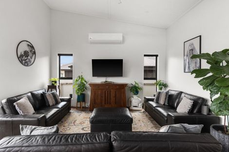 Photo of property in 615 Buller Street, Akina, Hastings, 4122