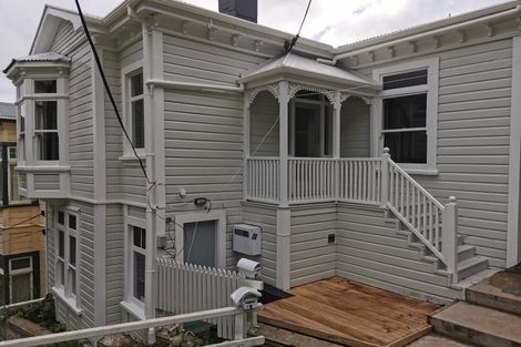 Photo of property in 23 Grass Street, Roseneath, Wellington, 6011