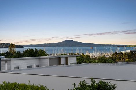 Photo of property in 2/28 Mark Edward Drive, Half Moon Bay, Auckland, 2012