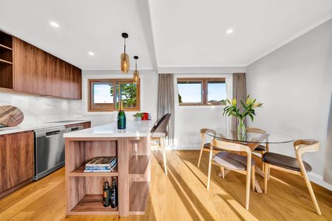 Photo of property in 3/29 Paritai Drive, Orakei, Auckland, 1071