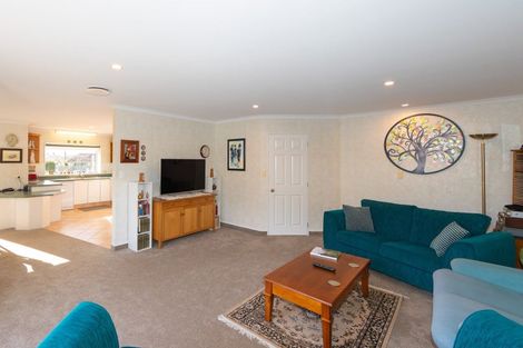 Photo of property in 8 Dules Walk, Taradale, Napier, 4112