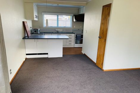 Photo of property in 2/206 Bucklands Beach Road, Bucklands Beach, Auckland, 2012