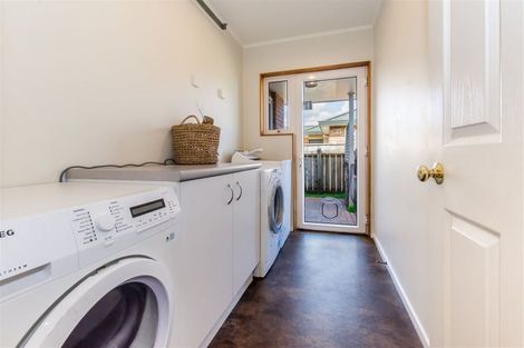 Photo of property in 9 Compass Court, Paraparaumu, 5032