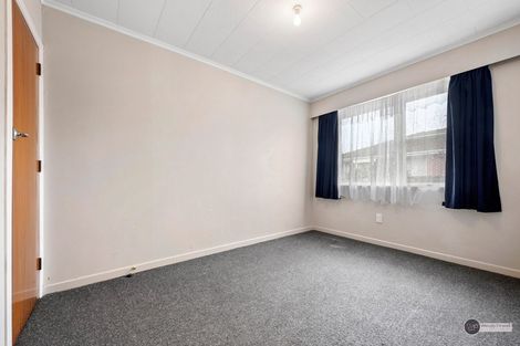 Photo of property in 1/11 Sutherland Avenue, Silverstream, Upper Hutt, 5019