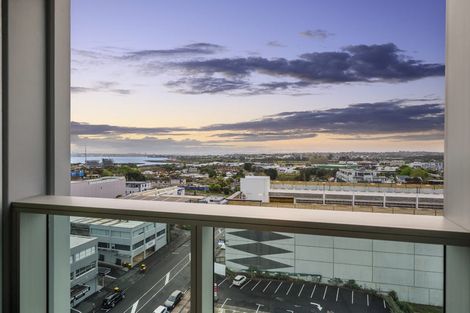 Photo of property in Sentinel Apartments, 805/3 Northcroft Street, Takapuna, Auckland, 0622