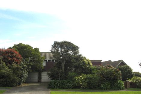 Photo of property in 2 Darwin Crescent, Spotswood, New Plymouth, 4310