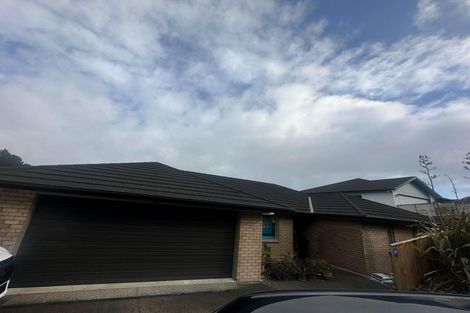 Photo of property in 4 Bluejacket Place, Whitby, Porirua, 5024