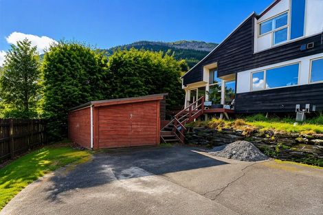 Photo of property in 35a Watts Road, Fernhill, Queenstown, 9300