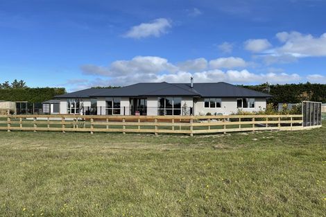 Photo of property in 35 Diana Road, Makarewa, Invercargill, 9876