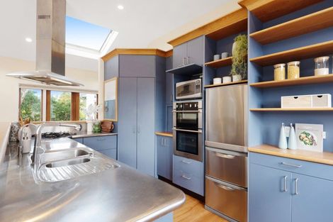 Photo of property in 22 Homewood Crescent, Karori, Wellington, 6012