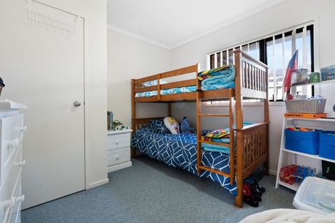 Photo of property in 9 Tussock Avenue, Mangere, Auckland, 2022