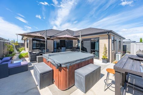 Photo of property in 7 Ruakituri Place, Te Awa, Napier, 4110