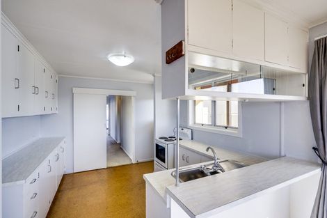 Photo of property in 4 Lyttelton Crescent, Tamatea, Napier, 4112