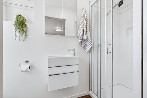 Photo of property in 30 Ramsay Drive, Acacia Bay, Taupo, 3385