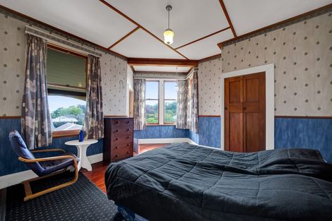 Photo of property in 68 Collins Street, Hawera, 4610