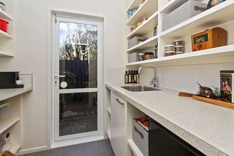 Photo of property in 16a Riverlea Avenue, Pakuranga, Auckland, 2010