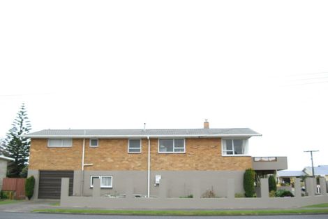 Photo of property in 25 Princes Street, Fitzroy, New Plymouth, 4312