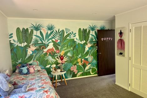 Photo of property in 5 Ngarara Road, Waikanae, 5036