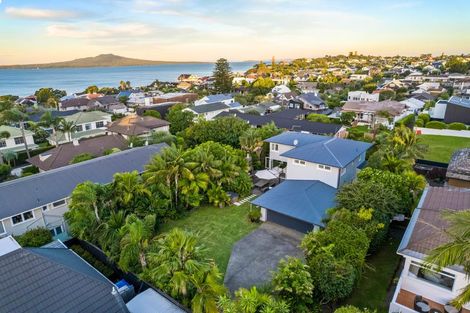 Photo of property in 7 Sanders Avenue, Takapuna, Auckland, 0622