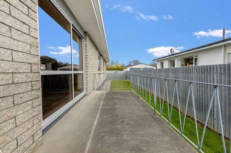 Photo of property in 69 Robertson Street, Gore, 9710