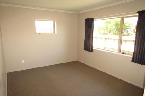 Photo of property in 127 Kirton Drive, Riverstone Terraces, Upper Hutt, 5018