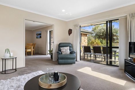 Photo of property in 18 Kauri Road, Pukekohe, 2120