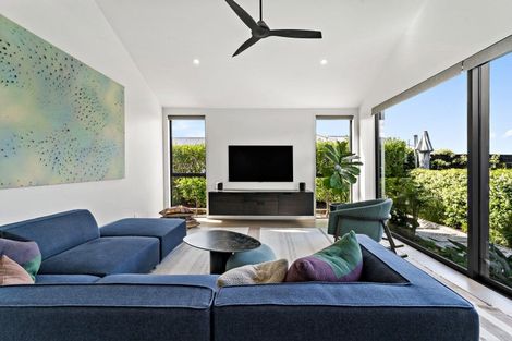 Photo of property in 17 Dinning Road, Riverhead, 0820