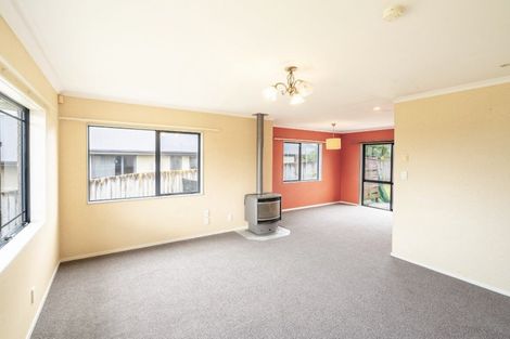 Photo of property in 161 Ruapehu Drive, Fitzherbert, Palmerston North, 4410