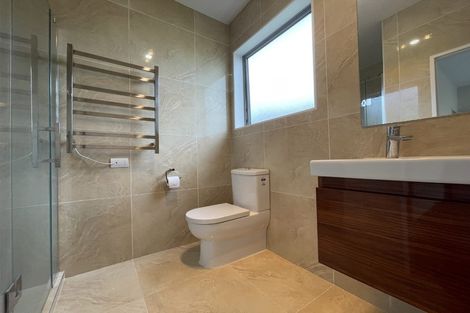 Photo of property in 13 Pin Oak Drive, Schnapper Rock, Auckland, 0632