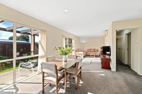 Photo of property in 2/28 Hay Street, Bromley, Christchurch, 8062