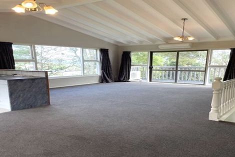 Photo of property in 62 Tio Tio Road, Miramar, Wellington, 6022