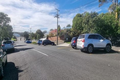 Photo of property in 31 Mahara Avenue, Birkenhead, Auckland, 0626