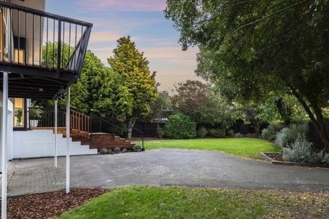 Photo of property in 11a Lombard Place, Avonhead, Christchurch, 8042