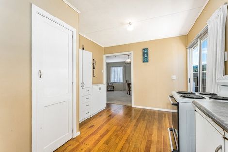 Photo of property in 53 Peel Place, Wainuiomata, Lower Hutt, 5014