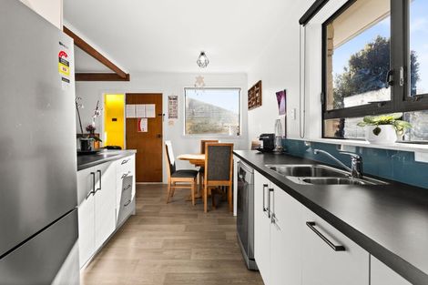 Photo of property in 2/71 Meeanee Road, Taradale, Napier, 4112