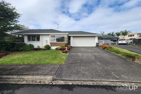 Photo of property in 26 Harbour Lights Close, West Harbour, Auckland, 0618