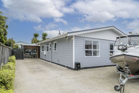Photo of property in 276 Te Moana Road, Waikanae, 5036
