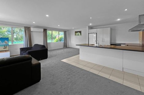 Photo of property in 18 Date Crescent, Aidanfield, Christchurch, 8025