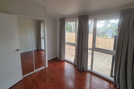 Photo of property in 56 Woodstock Road, Forrest Hill, Auckland, 0620