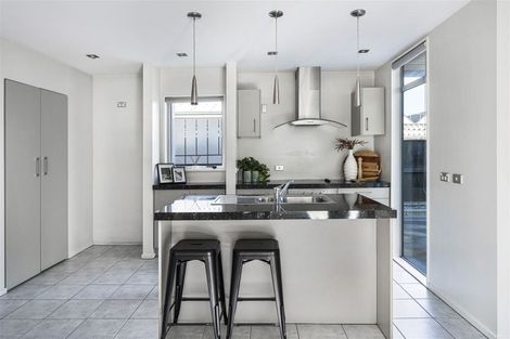 Photo of property in 496c Barbadoes Street, Edgeware, Christchurch, 8013