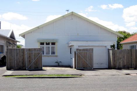 Photo of property in 84 Niblett Street, Whanganui, 4500
