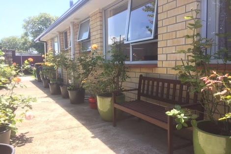 Photo of property in 1/5 Vancouver Crescent, Wainoni, Christchurch, 8061