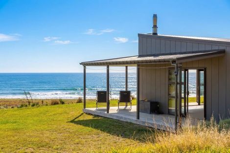 Photo of property in 574 Tora Farm Settlement Road, Tora, Martinborough, 5782