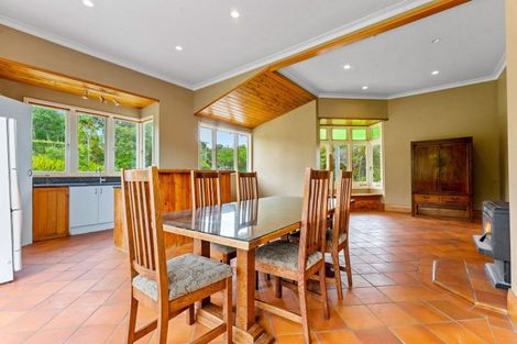 Photo of property in 218 Annandale Road, Kumeu, 0782