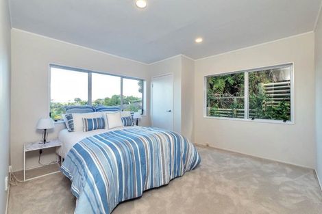 Photo of property in 2/78a Onewa Road, Northcote Point, Auckland, 0627